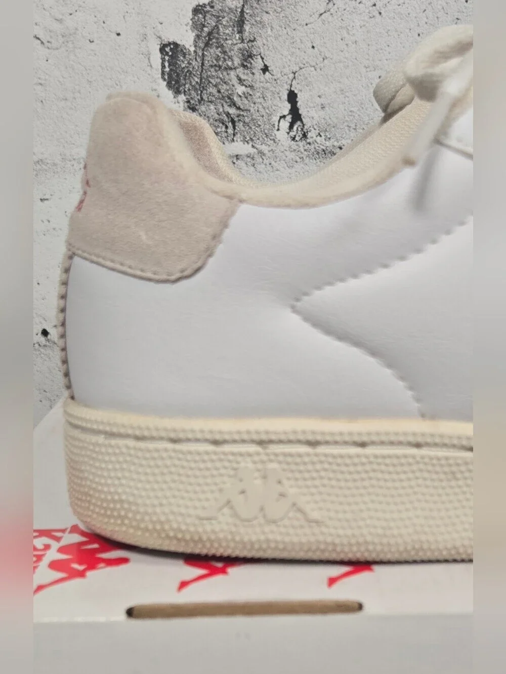 Kappa White Red Logo Sneakers Low Top Casual Shoes Men’s Size 10